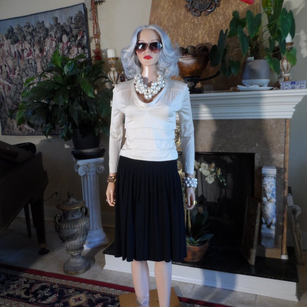 CHANEL Black & Cream 100% Silk Pleated Long Sleeves Dress Size FR 34 US 2